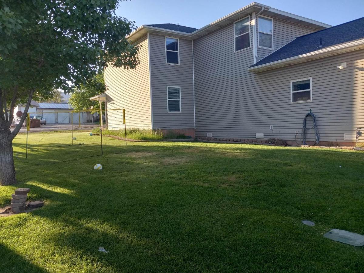 Red Creek Inn And Farm Parowan ภายนอก รูปภาพ